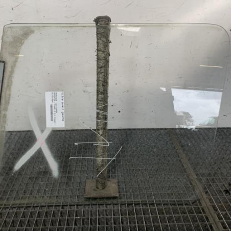 Vitre avant gauche MERCEDES SPRINTER 1 Photo n°1