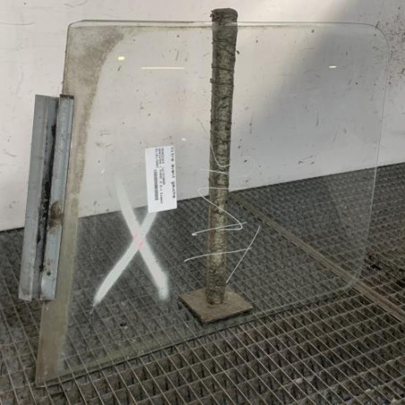 Vitre avant gauche MERCEDES SPRINTER 1