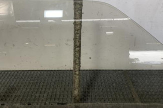 Vitre avant droit PEUGEOT 205