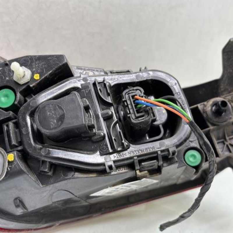 Feu arriere principal droit (feux) RENAULT CLIO 4 Photo n°4