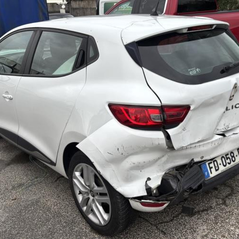 Feu arriere principal droit (feux) RENAULT CLIO 4 Photo n°9