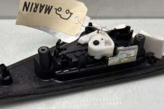 Poignee porte arriere droit RENAULT CLIO 4