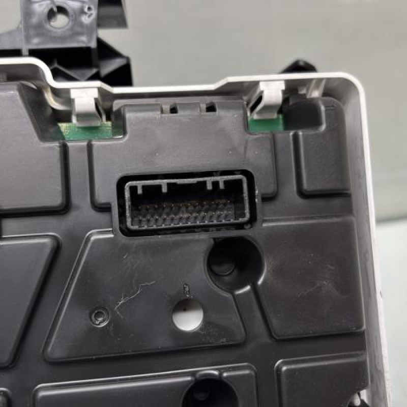 Compteur RENAULT CLIO 4 Photo n°4