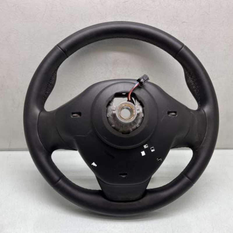 Volant RENAULT CLIO 4 Photo n°4