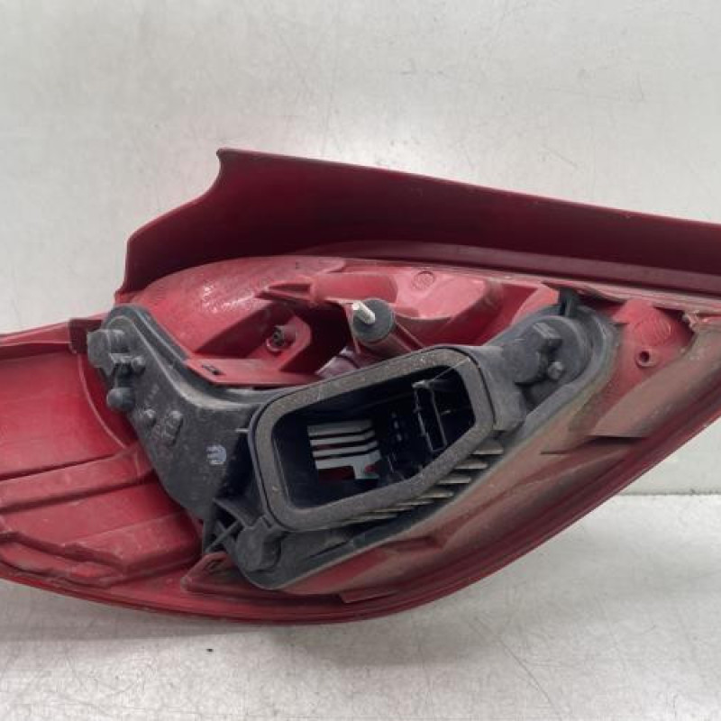 Feu arriere principal droit (feux) PEUGEOT 207 Photo n°2