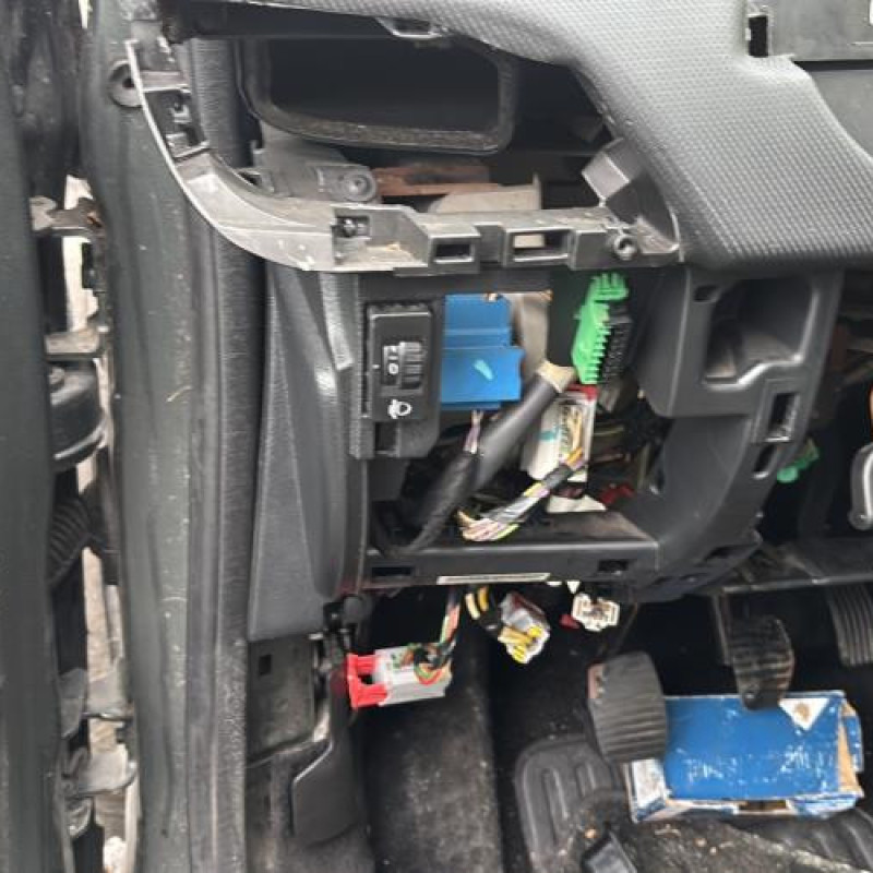 Feu arriere principal droit (feux) PEUGEOT 207 Photo n°16