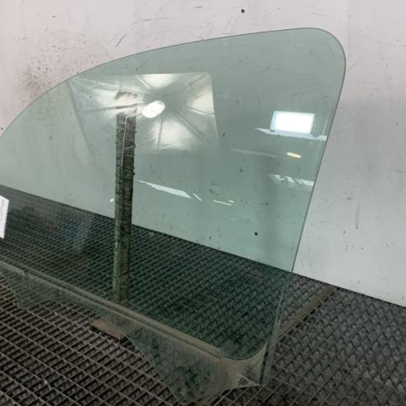 Vitre avant gauche RENAULT KANGOO 2 Photo n°2