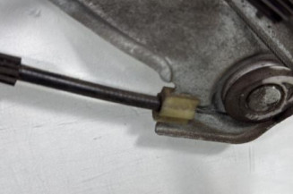 Leve vitre electrique avant gauche RENAULT CLIO 3