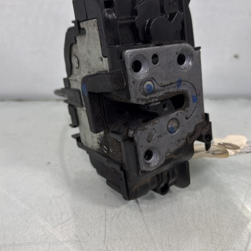 Serrure avant gauche RENAULT CLIO 3 Photo n°2