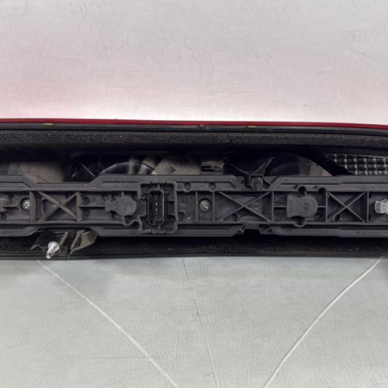 Feu arriere principal droit (feux) RENAULT MASTER 3 Photo n°2