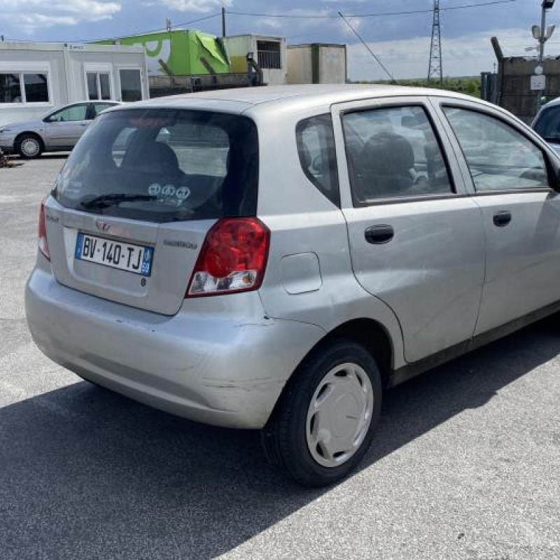 Aile avant gauche DAEWOO KALOS Photo n°8