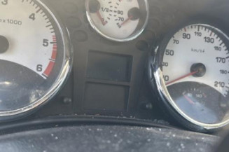 Vitre avant droit PEUGEOT 207