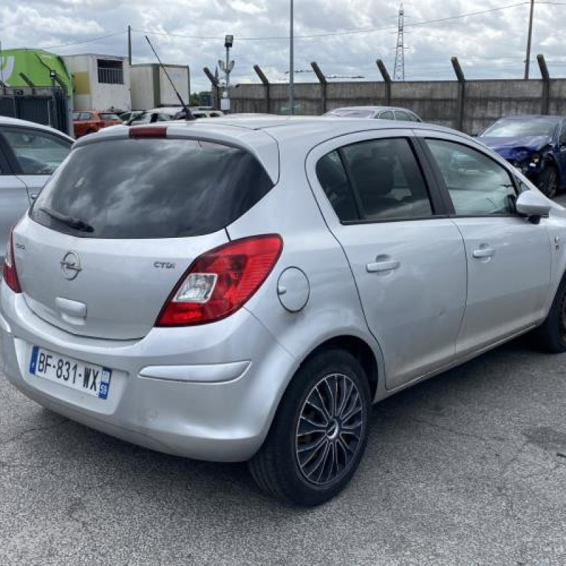 Alternateur OPEL CORSA D Photo n°6