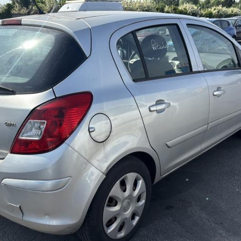 Alternateur OPEL CORSA D Photo n°6