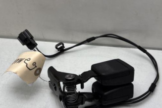 Attache ceinture arriere droit FORD PUMA 2