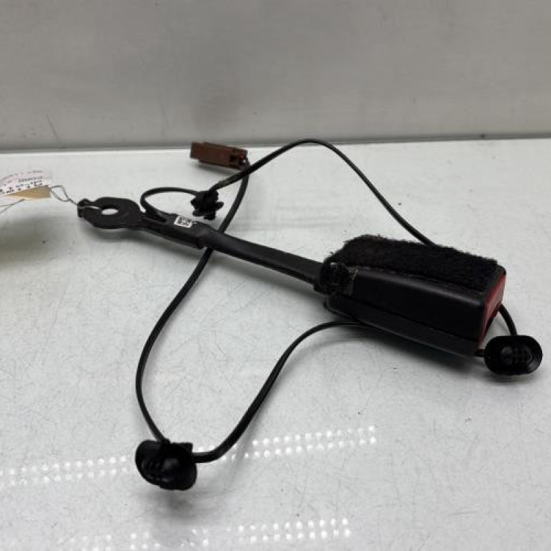 Attache ceinture avant droit FORD PUMA 2 Photo n°2