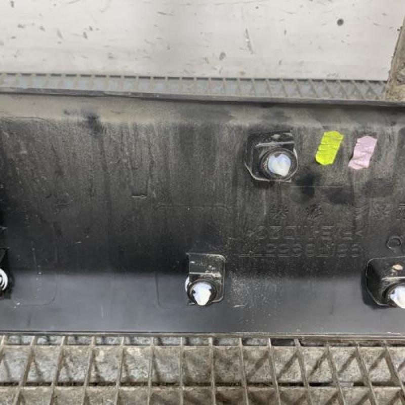 Baguette d'aile arrière gauche PEUGEOT PARTNER 3 Photo n°5