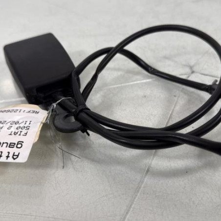 Attache ceinture avant gauche FIAT 500 2