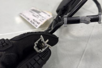 Attache ceinture avant gauche FIAT 500 2