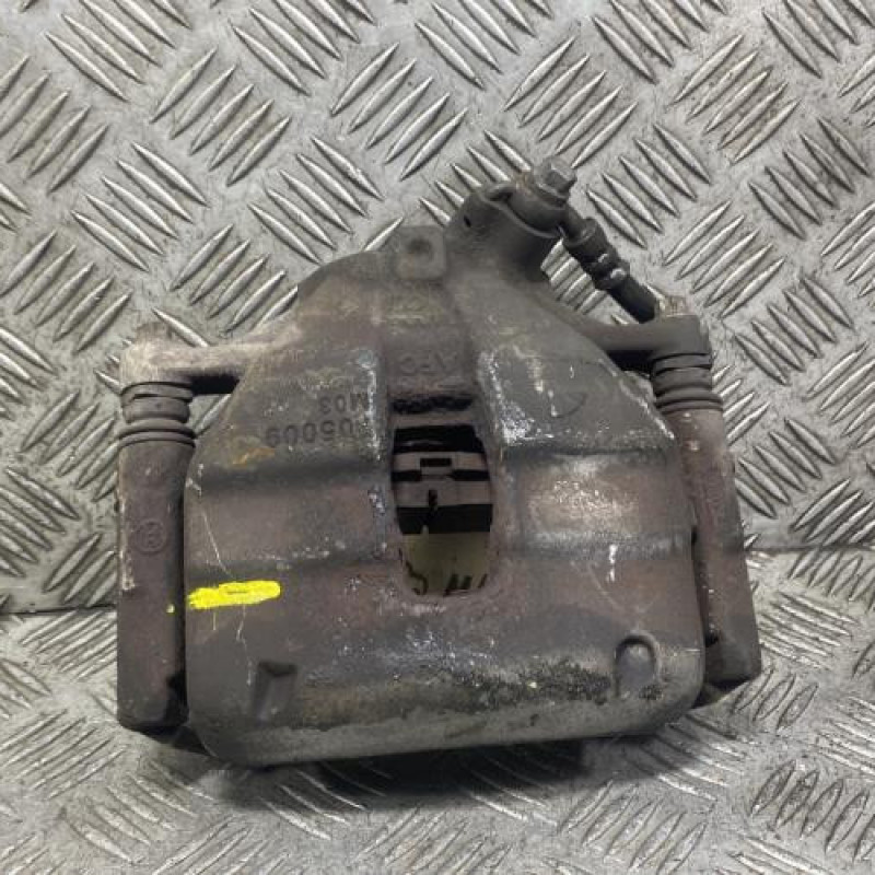 Etrier avant gauche (freinage) PEUGEOT 308 2 Photo n°1