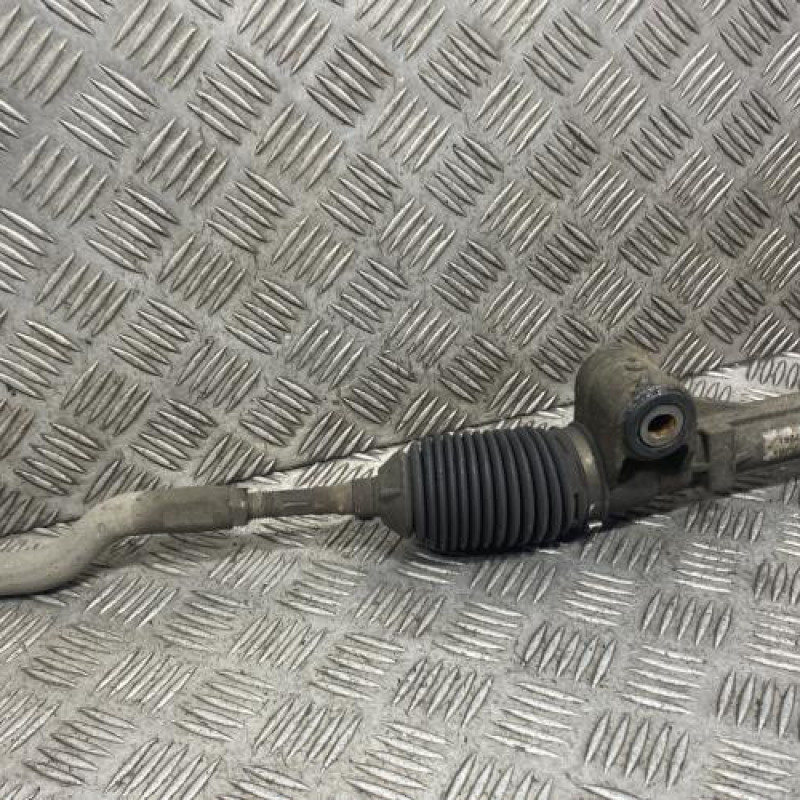 Cremaillere assistee SUZUKI SWIFT 4 Photo n°2