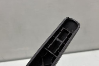 Bras essuie glace arriere FORD PUMA 2