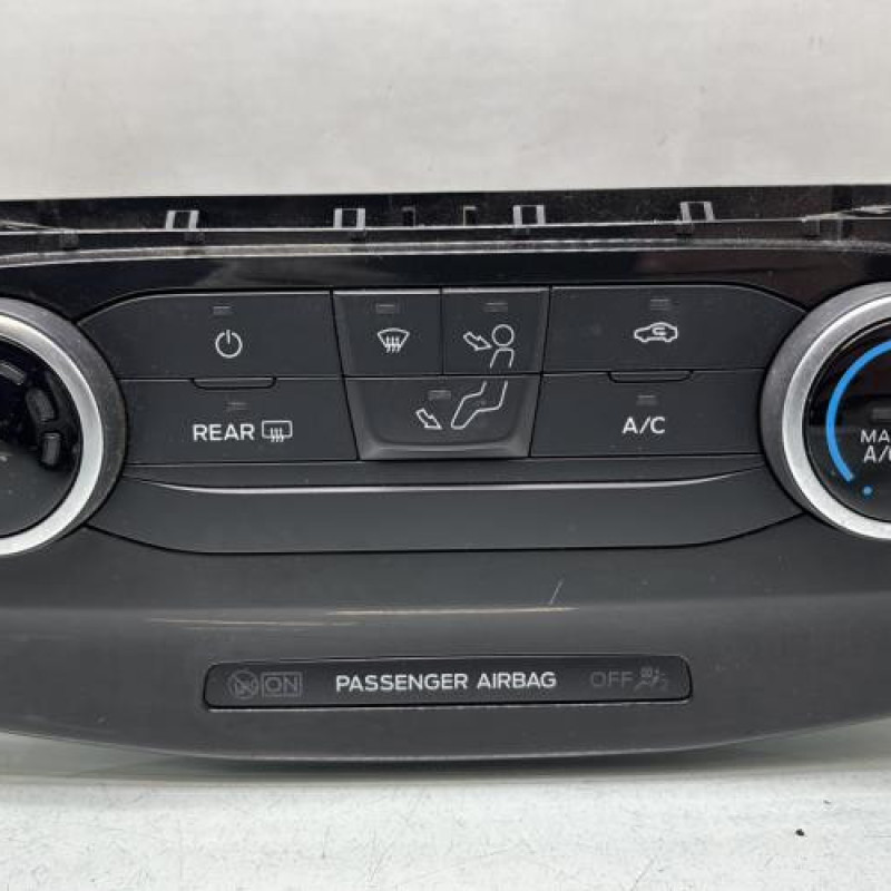 Commande chauffage FORD PUMA 2 Photo n°1