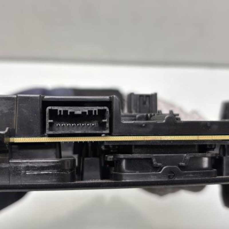 Eclairage de plafonnier FORD PUMA 2 Photo n°3