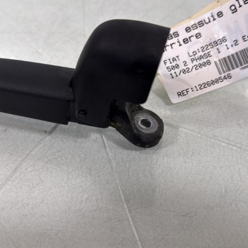 Bras essuie glace arriere FIAT 500 2 Photo n°5