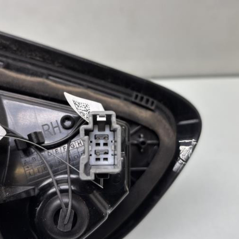 Feu arriere secondaire droit (feux) FORD PUMA 2 Photo n°3