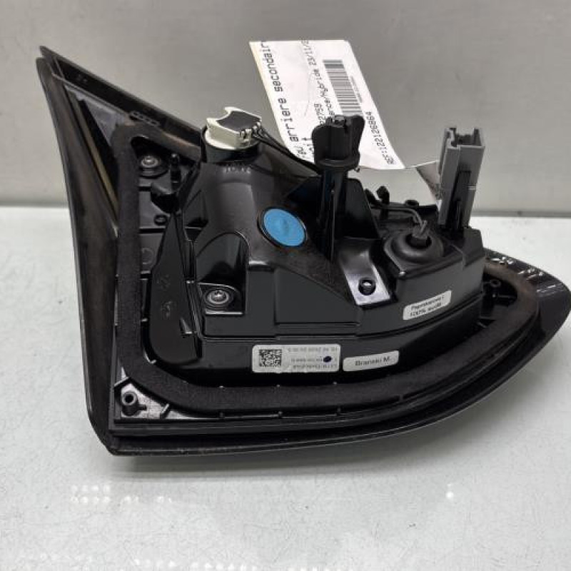 Feu arriere secondaire droit (feux) FORD PUMA 2 Photo n°4