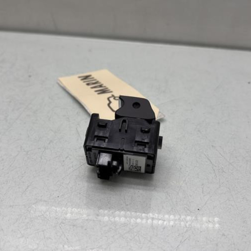 Interrupteur de leve vitre arriere droit FORD PUMA 2 Photo n°3