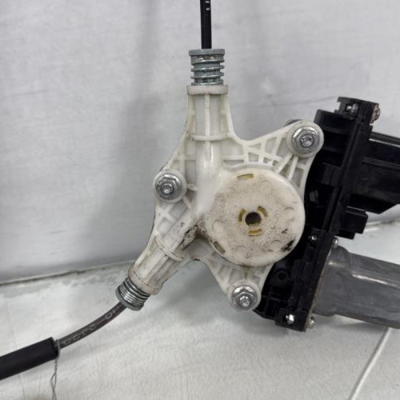 Leve vitre electrique avant gauche KIA RIO 3 Photo n°3