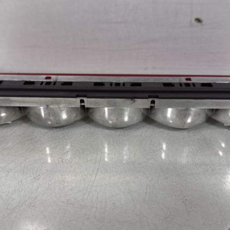 Feu arriere stop central FIAT 500 2 Photo n°3