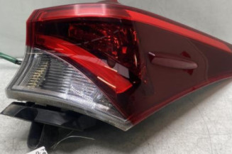 Feu arriere principal droit (feux) TOYOTA AURIS 2 Photo n°1