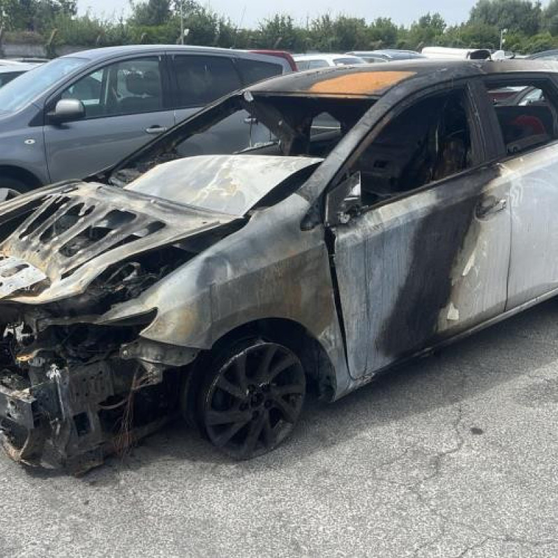 Feu arriere principal droit (feux) TOYOTA AURIS 2 Photo n°5