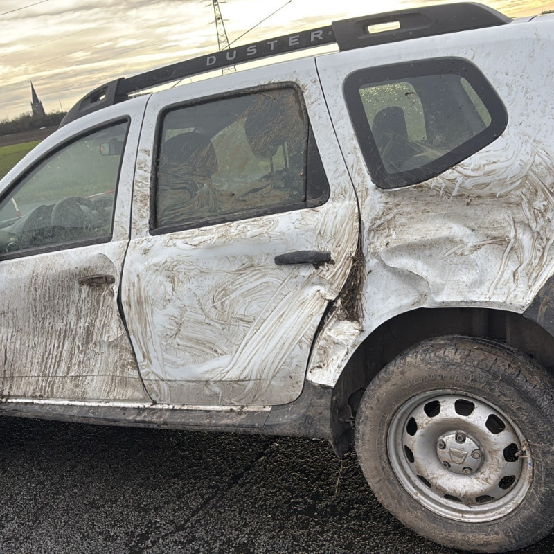 DACIA DUSTER 1 PHASE 2 1.5 DCI - 8V TURBO Photo n°9