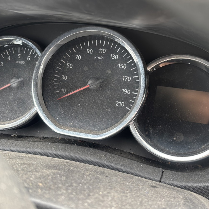 DACIA DUSTER 1 PHASE 2 1.5 DCI - 8V TURBO Photo n°16