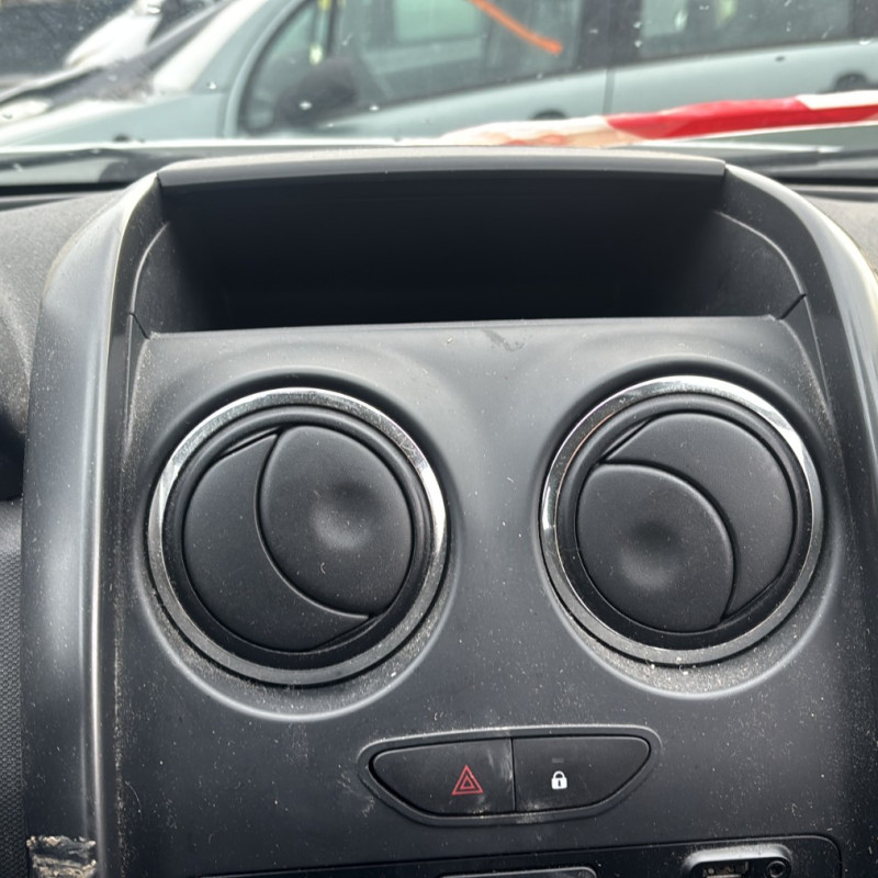 DACIA DUSTER 1 PHASE 2 1.5 DCI - 8V TURBO Photo n°17