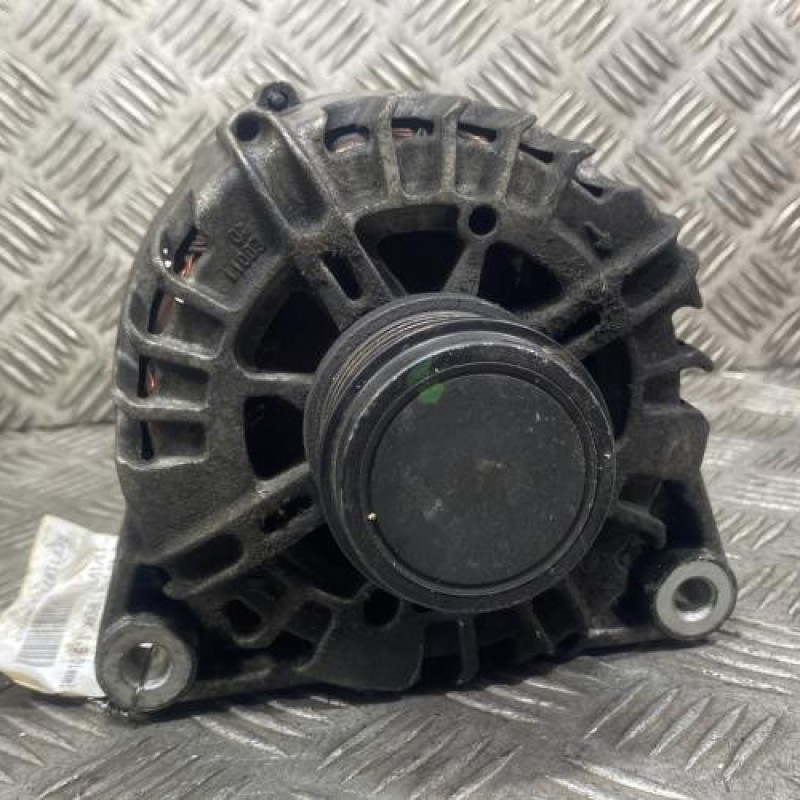 Alternateur VOLVO V 40 2 Photo n°3