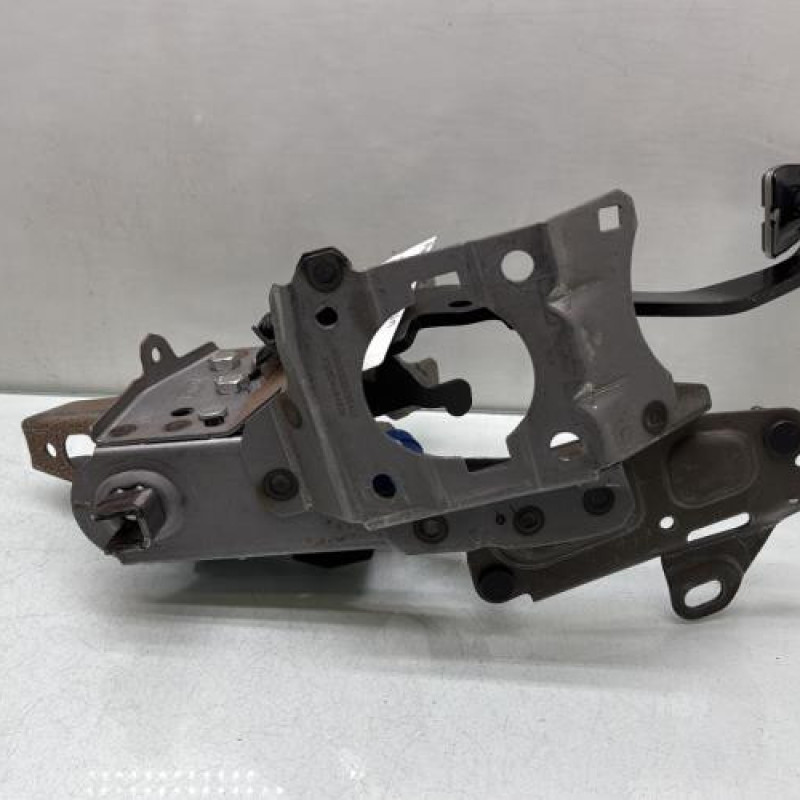 Pedale de frein FORD PUMA 2 Photo n°3