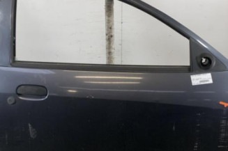 Porte avant droit FORD KA 1 Photo n°1