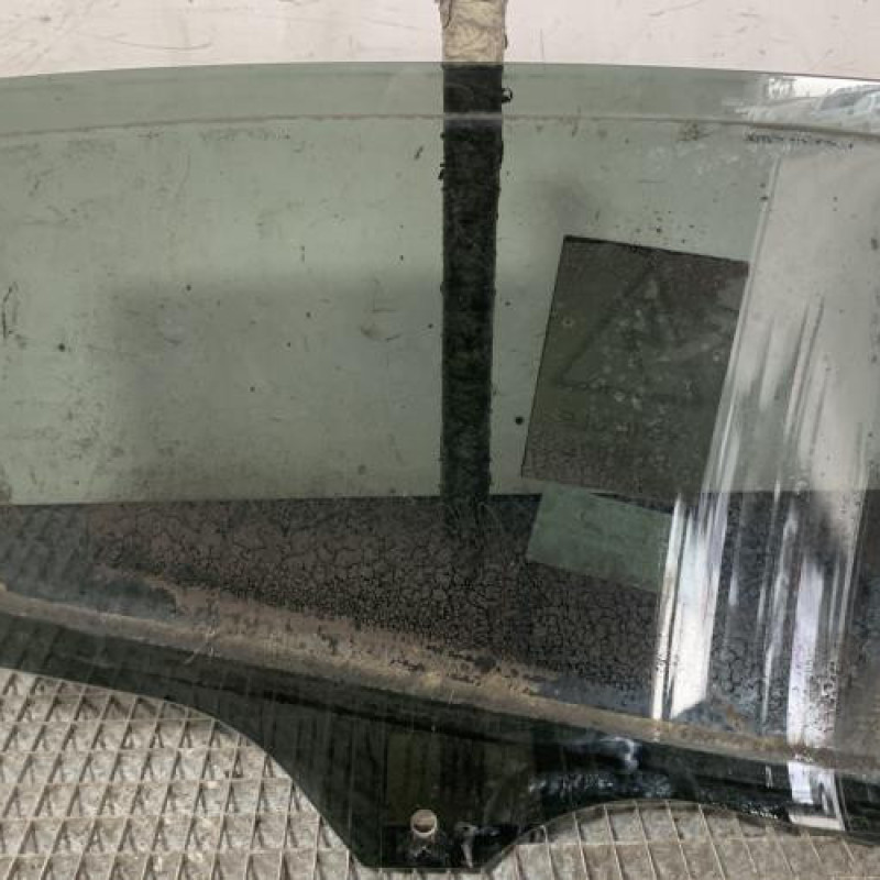 Vitre arriere gauche FORD FOCUS 4 Photo n°4