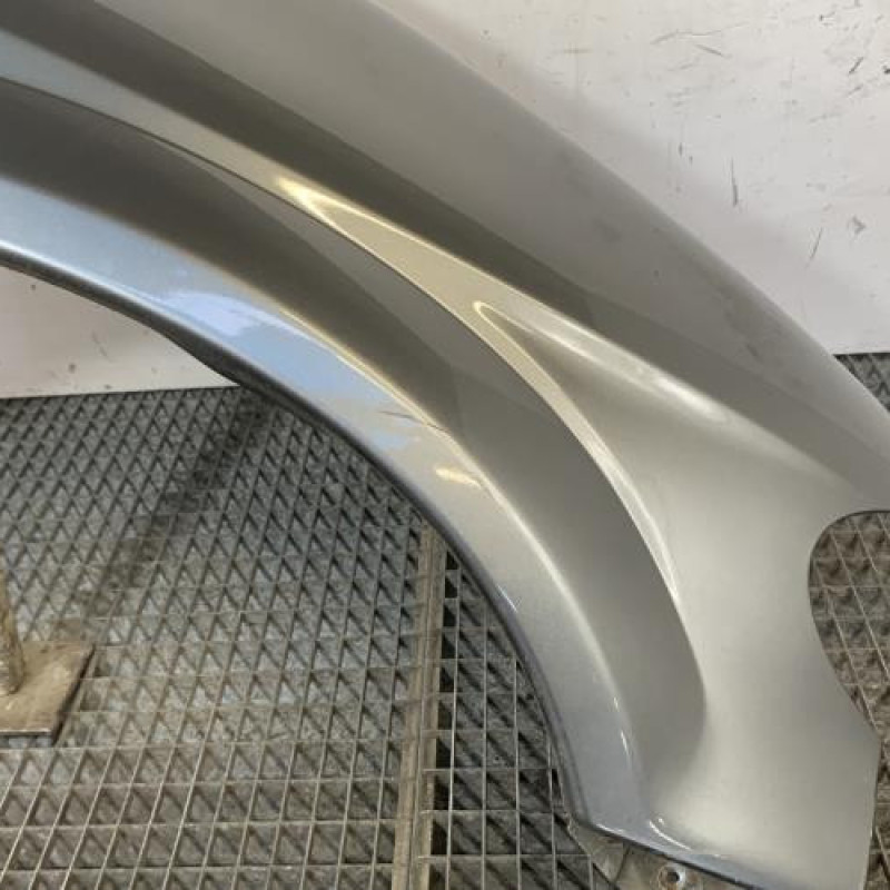 Aile avant droit CHRYSLER GRAND VOYAGER 4 Photo n°3