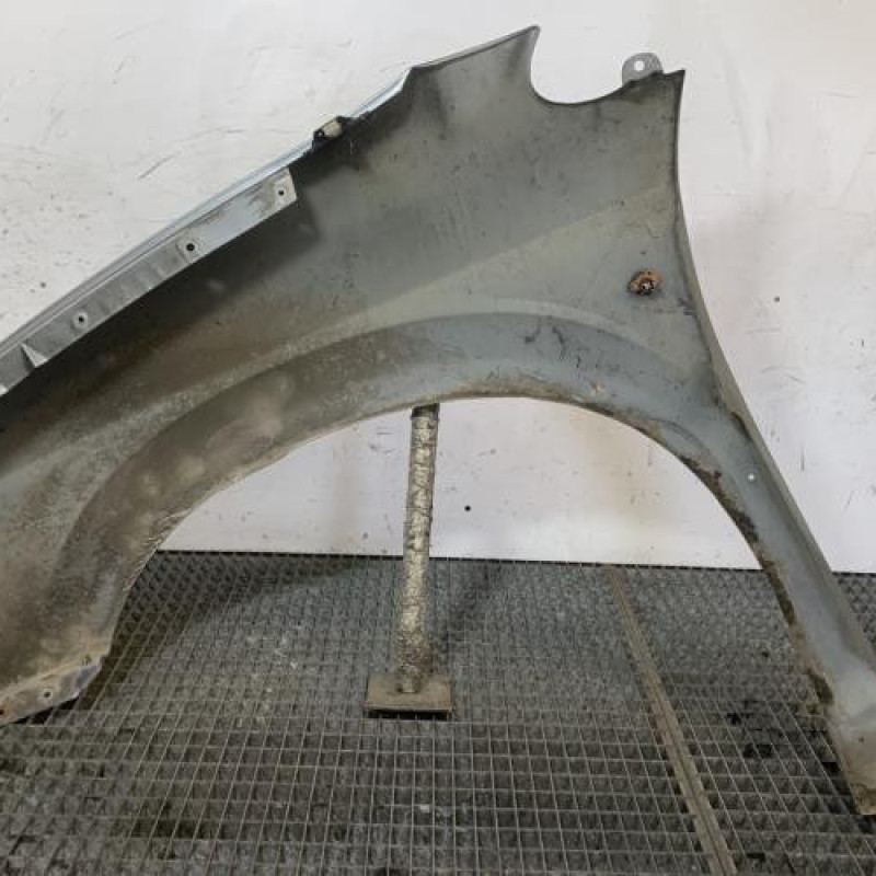 Aile avant droit CHRYSLER GRAND VOYAGER 4 Photo n°6