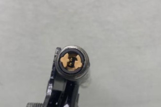 Pretensionneur de ceinture avant gauche FORD MONDEO 4