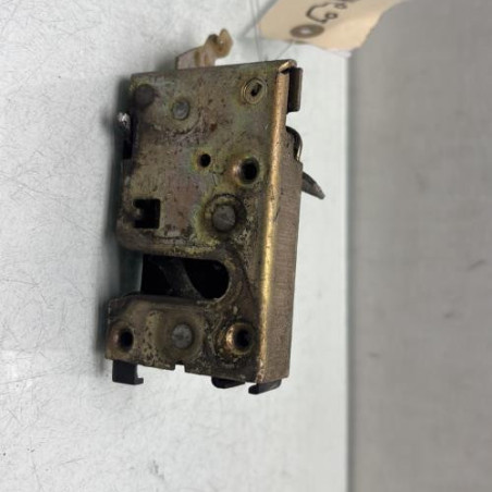 Serrure arriere droit PEUGEOT 205 Photo n°1