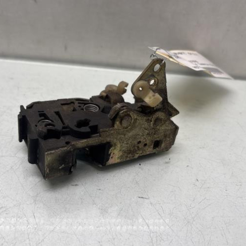 Serrure avant droit PEUGEOT 205 Photo n°3