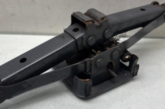 Cric PEUGEOT 205 Photo n°1