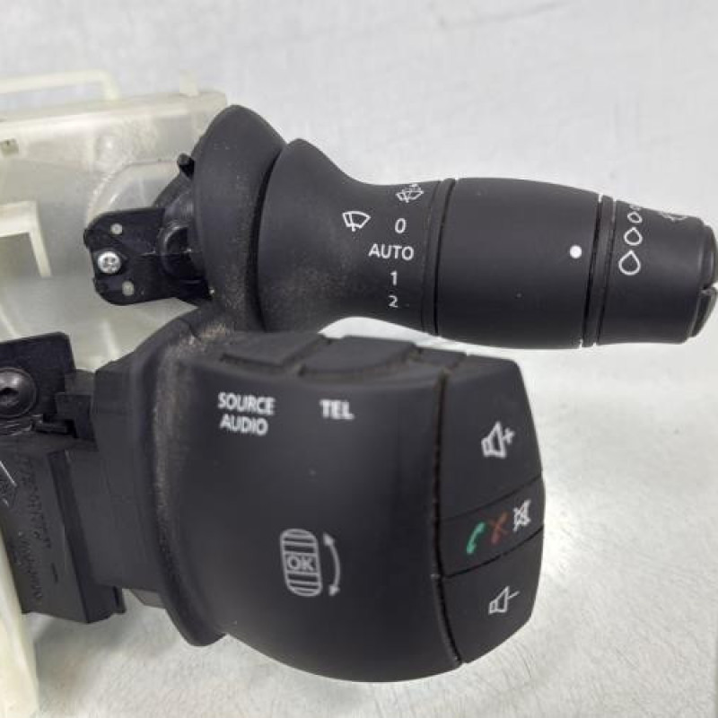 Com (Bloc Contacteur Tournant+Commodo Essuie Glace+Commodo Phare) RENAULT MASTER 3 Photo n°3